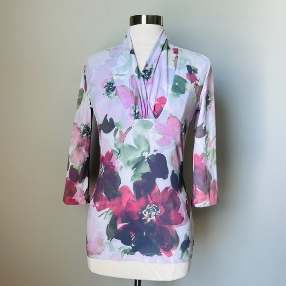 St.John Floral Satin Drape Neckline Blouse Shirt Size Small - Picture 14 of 14